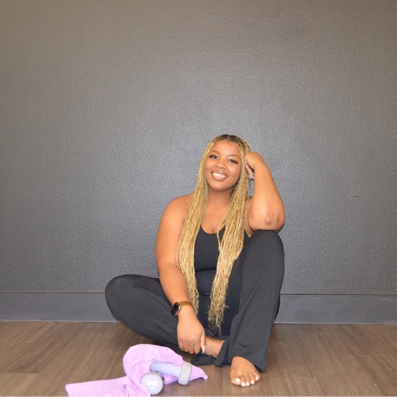 Meet your Posher, Briana - Picture 1 of 1